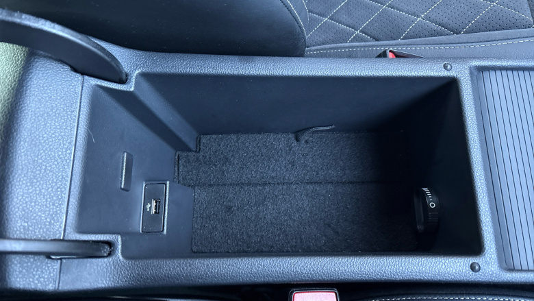 Skoda Superb 2.0 TDI CR Sport Line Plus 5dr DSG Diesel Hatchback